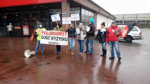 Pracownicy Polo-Marketu protestują w Bydgoszczy