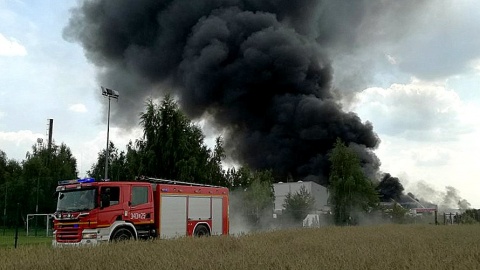 Pożar w zakładzie Ekochem w Głogowie