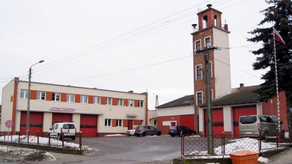 Budynek starej i nowej remizy strażackiej w Kcyni