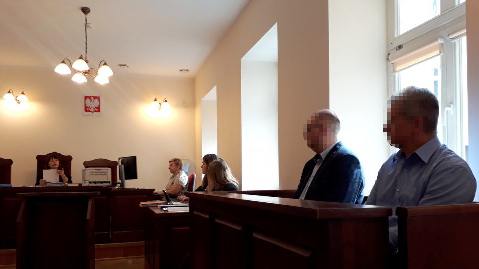 Na ławie oskarżonych zasiadają pracownik centrum Ryszard S. oraz Radosław T., który tego dnia miał nadzorować prace. Fot. Kamila Zroślak