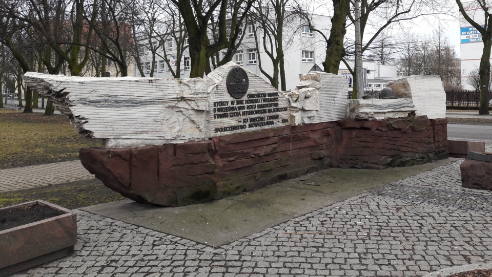 Ten pomnik mógłby być przeniesiony w miejsce tego który zniknął w związku z ustawą dekomunizacyjną. Fot. Tatiana Adonis