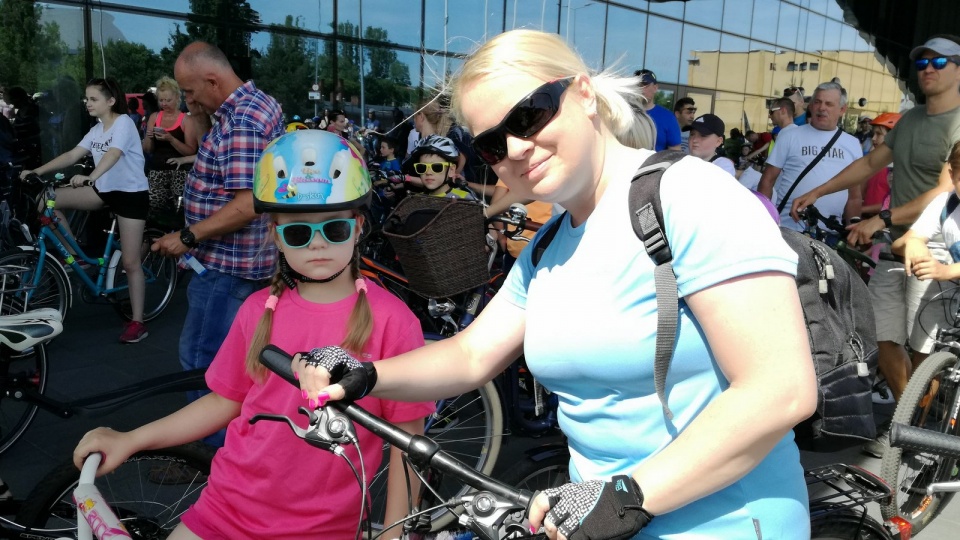 Na zakończenie akcji uczestnicy przejechali dziś rowerami z Areny Toruń na Barbarkę, gdzie nagrodzono najaktywniejszych. Fot. Michał Zaręba