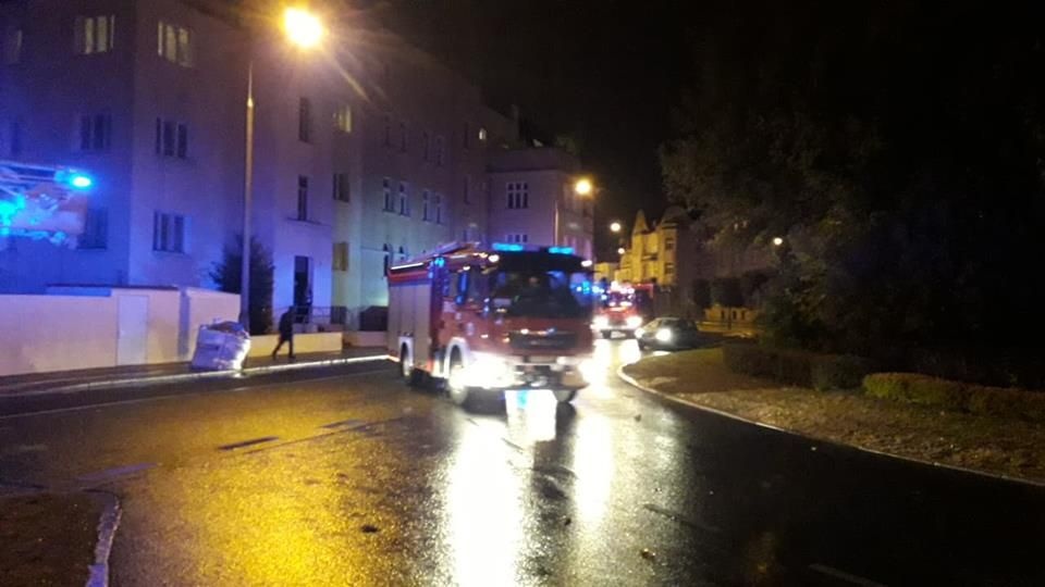 Pożar gasiło pięć zastępów straży pożarnej/fot.Facebook, bydgoszcz 998