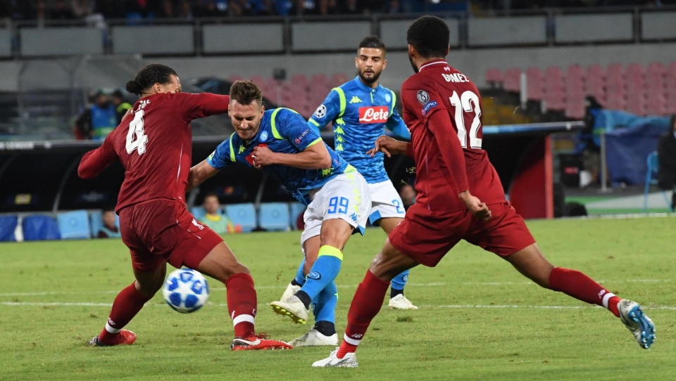 Zdjęcie z meczu SSC Napoli kontra Liverpool w 2. kolejce piłkarskiej Ligi Mistrzów 2018/2019. Fot. PAP/EPA/CIRO FUSCO