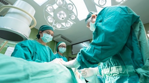 Olsztyńscy lekarze zrekonstruowali część twarzy 52-letniej kobiecie