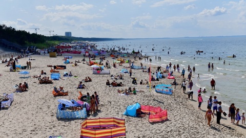 Zamknięto kolejne nadmorskie kąpieliska zakaz kąpieli już w kilkunastu miejscach