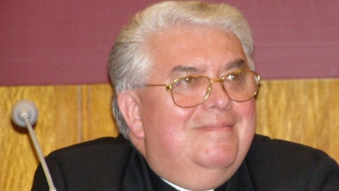 Biskup Tyrawa wydał dekret dotyczący ochrony małoletnich i bezradnych przed pedofilią