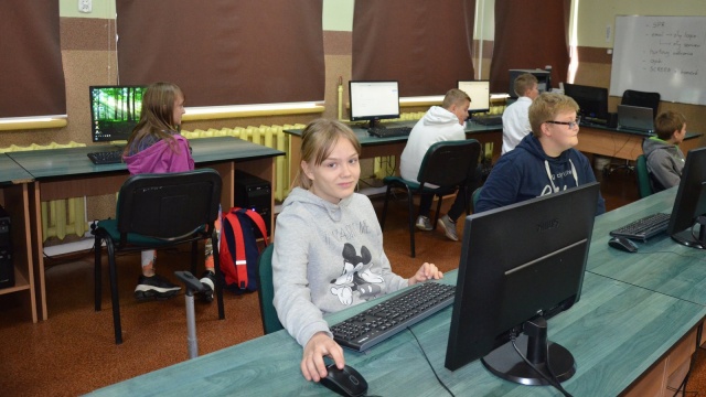 Nowe komputery w szkole w Śliwicach